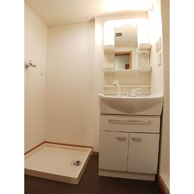 エステート・レイⅢ 203【管理NO：1-014317101-02030】 ★家具家電は申し込み後に搬入しますの物件画像