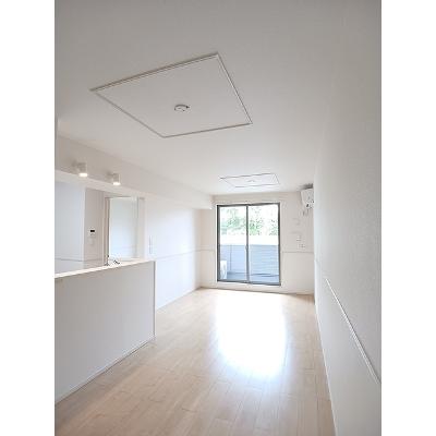 モンターナ　Ⅲ番館 101【管理NO：1-023632901-01010】 ★家具家電は申し込み後に搬入します★の物件画像