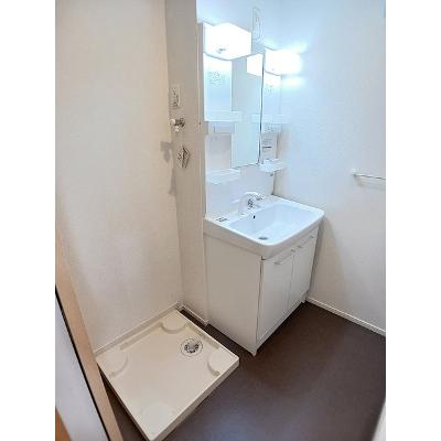 モンターナ　Ⅲ番館 101【管理NO：1-023632901-01010】 ★家具家電は申し込み後に搬入します★の物件画像