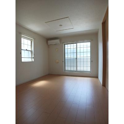 プリムラ　ＴＫ０１ 201【管理NO：1-017890901-02010】 ★家具家電は申し込み後に搬入します★の物件画像