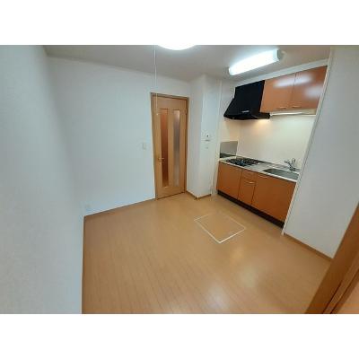 ミニヨン 101【管理NO：1-015301001-01010】 ★家具家電は申し込み後に搬入します 2026年07月中旬入居可能の物件画像