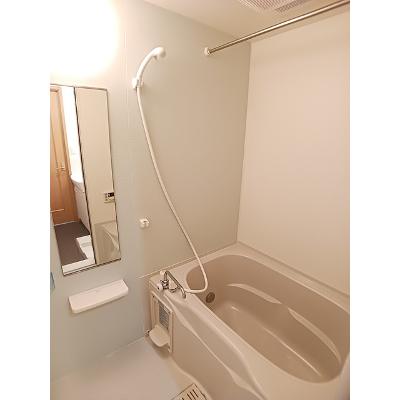 グランパレ 106【管理NO：1-015018801-01050】 ★家具家電は申し込み後に搬入します★の物件画像