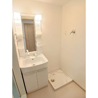 リバーコート浅香 203【管理NO：1-014928301-02030】 ★家具家電は申し込み後に搬入しますの物件画像