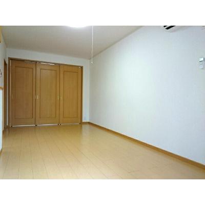 パーシモン 101【管理NO：1-014723401-01010】 ★家具家電は申し込み後に搬入します 2026年08月上旬入居可能の物件画像