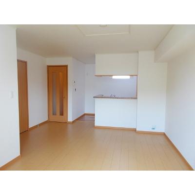 アルカンシエルⅠ 102【管理NO：1-014190501-01020】 ★家具家電は申し込み後に搬入します 2026年07月下旬入居可能の物件画像