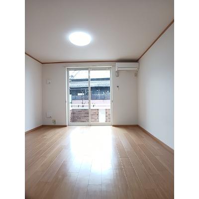 カーサ　ボナーリオ 101【管理NO：1-012561001-01010】 ★家具家電は申し込み後に搬入しますの物件画像