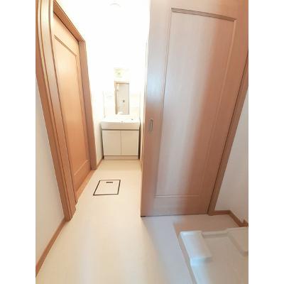 メゾン・ド・ジェルメ 202【管理NO：1-015256101-02020】 ★家具家電は申し込み後に搬入します★の物件画像