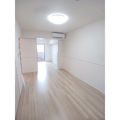 ヒカルサ岸和田畑町 303【管理NO：1-028359501-03030】 ★家具家電は申し込み後に搬入します★の物件画像