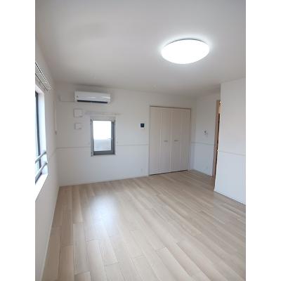 ヒカルサ岸和田畑町 302【管理NO：1-028359501-03020】 ★家具家電は申し込み後に搬入します★の物件画像