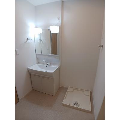 シャトーグロワール 208【管理NO：1-027783401-02070】 ★家具家電は申し込み後に搬入します★ ★2026年08月下旬入居可能★の物件画像