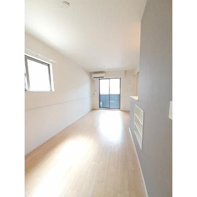 シャン・ノール　ⅩⅧ 101【管理NO：1-023995201-01010】 ★家具家電は申し込み後に搬入しますの物件画像