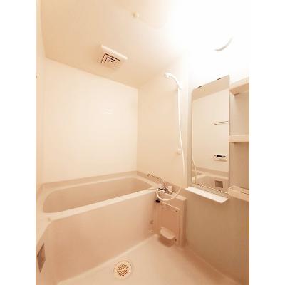 ウエストスクエアＢ棟 201【管理NO：1-013653401-02010】 ★家具家電は申し込み後に搬入します★の物件画像