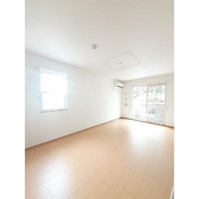 ハミング・バード 101【管理NO：1-014934901-01010】 ★家具家電は申し込み後に搬入しますの物件画像