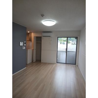 プラージュ 108【管理NO：1-027409001-01070】 ★家具家電は申し込み後に搬入します★の物件画像