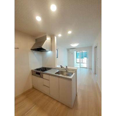 カピリナ 101【管理NO：1-027273101-01010】 ★家具家電は申し込み後に搬入します★の物件画像
