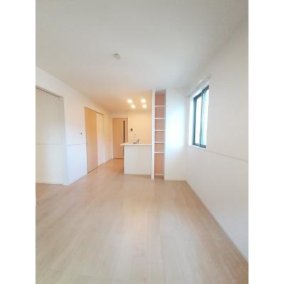 クレシア 101【管理NO：1-025053701-01010】 ★家具家電は申し込み後に搬入します★の物件画像