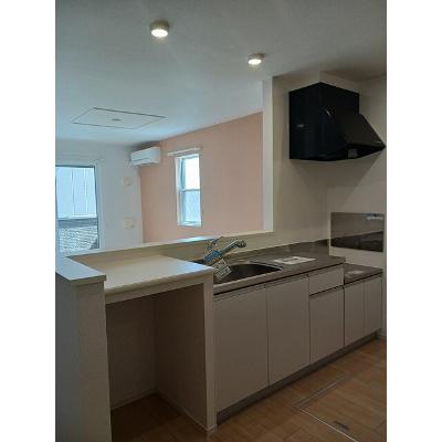 ポルトラーノⅥ 103【管理NO：1-023672902-01030】 ★家具家電は申し込み後に搬入します★の物件画像