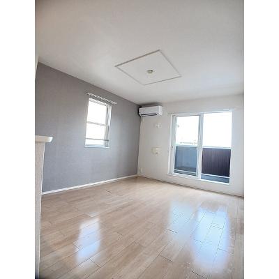 アジュール湊 201【管理NO：1-021725401-02010】 ★家具家電は申し込み後に搬入しますの物件画像