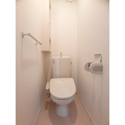 アジュール湊 102【管理NO：1-021725401-01020】 ★家具家電は申し込み後に搬入します★の物件画像