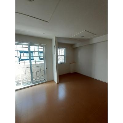 コルテーゼ　Ⅱ 101【管理NO：1-020839001-01010】 ★家具家電は申し込み後に搬入しますの物件画像