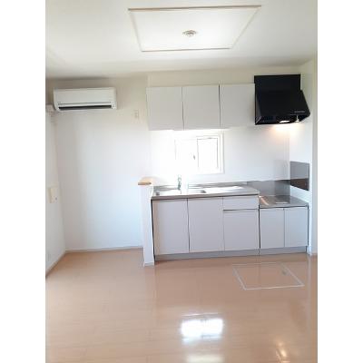 リノ小松原　Ⅲ 105【管理NO：1-020471203-01040】 ★家具家電は申し込み後に搬入します★の物件画像