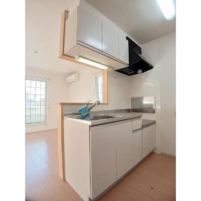 ブリジャールⅡ 202【管理NO：1-018328402-02020】 ★家具家電は申し込み後に搬入します★の物件画像