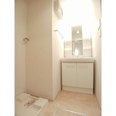 ブリジャールⅡ 202【管理NO：1-018328402-02020】 ★家具家電は申し込み後に搬入します★の物件画像
