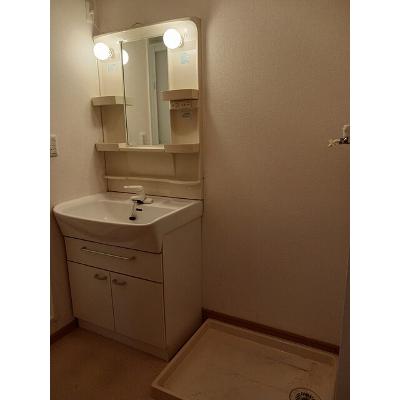 アヴニール　Ⅱ 101【管理NO：1-014851601-01010】 ★家具家電は申し込み後に搬入しますの物件画像