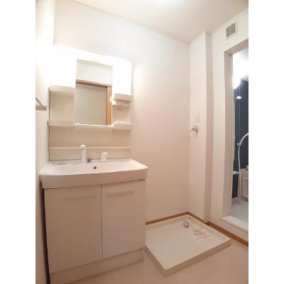 ラフィーネ関戸Ⅱ 102【管理NO：1-014389501-01020】 ★家具家電は申し込み後に搬入します★の物件画像