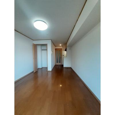ベルラフィーネ 105【管理NO：1-013125301-01040】 ★家具家電は申し込み後に搬入します★の物件画像