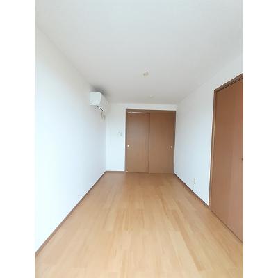 メゾン　ド　ヴィヴァーチェⅡ 201【管理NO：1-009509402-02010】 ★家具家電は申し込み後に搬入します★の物件画像