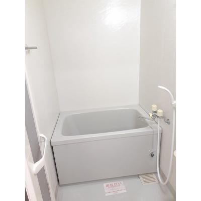 あすこっと 102【管理NO：1-007001101-01020】 ★家具家電は申し込み後に搬入します★の物件画像