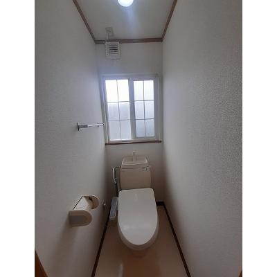パインツリー 101【管理NO：1-006515701-01010】 ★家具家電は申し込み後に搬入します★の物件画像