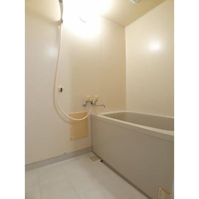 グレース吉田 203【管理NO：1-005451901-02030】 ★家具家電は申し込み後に搬入します 2026年08月上旬入居可能の物件画像