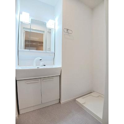 ルークスⅡ 105【管理NO：1-028473002-01040】 ★家具家電は申し込み後に搬入します★の物件画像