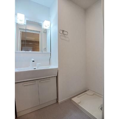 ルークスⅡ 103【管理NO：1-028473002-01030】 ★家具家電は申し込み後に搬入します★の物件画像
