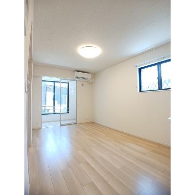 プレミアムメゾン 105【管理NO：1-028448001-01040】 ★家具家電は申し込み後に搬入します★の物件画像