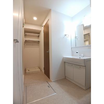 モンテリザイア紀和 205【管理NO：1-028194301-02040】 ★家具家電は申し込み後に搬入します★の物件画像