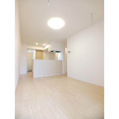 ラ・ルーチェ 105【管理NO：1-024823601-01040】 ★家具家電は申し込み後に搬入しますの物件画像