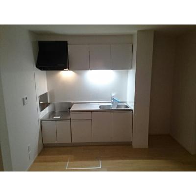 ルーチェ　ソラーレⅢ 103【管理NO：1-022655903-01030】 ★家具家電は申し込み後に搬入します★の物件画像