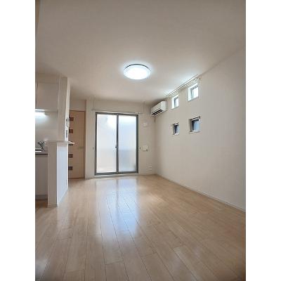 藍 101【管理NO：1-021620901-01010】 ★家具家電は申し込み後に搬入しますの物件画像