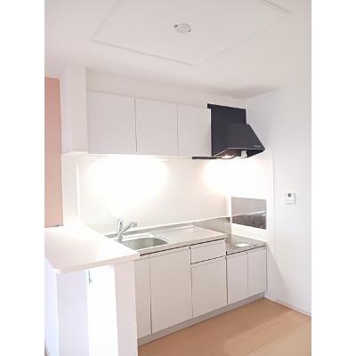 エトワール辻堂 201【管理NO：1-020013801-02010】 ★家具家電は申し込み後に搬入します★の物件画像