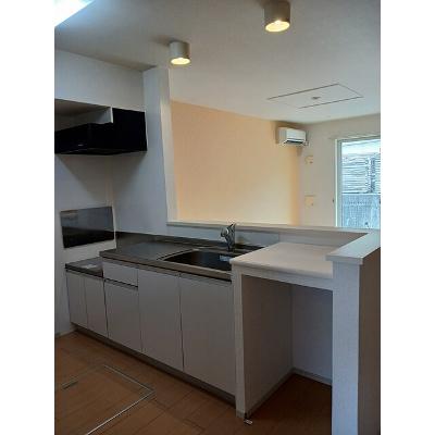フォルトゥーナ 105【管理NO：1-019723601-01040】 ★家具家電は申し込み後に搬入します★の物件画像