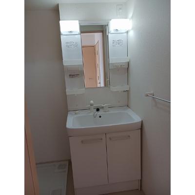 フォルトゥーナ 105【管理NO：1-019723601-01040】 ★家具家電は申し込み後に搬入します★の物件画像