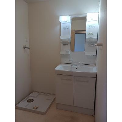 カメラートⅡ 201【管理NO：1-019284102-02010】 ★家具家電は申し込み後に搬入しますの物件画像