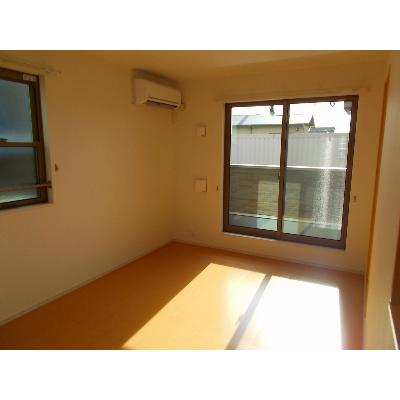 アーバンソレイユ 201【管理NO：1-019238901-02010】 ★家具家電は申し込み後に搬入します★ ★2026年09月中旬入居可能★の物件画像