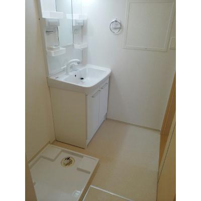 アルコバレーノ　Ｃ 201【管理NO：1-018782101-02010】 ★家具家電は申し込み後に搬入します★の物件画像