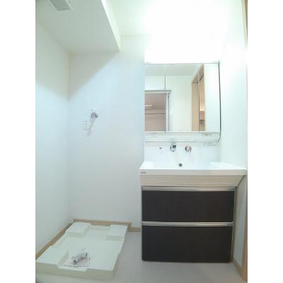 リヴェール栄谷 103【管理NO：1-018279701-01030】 ★家具家電は申し込み後に搬入しますの物件画像