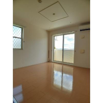 アヴァンツァートⅢ 105【管理NO：1-017693902-01040】 ★家具家電は申し込み後に搬入します★の物件画像
