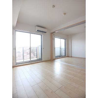 グラン　ラトゥール 305【管理NO：1-017507101-03040】 ★家具家電は申し込み後に搬入します 2026年08月上旬入居可能の物件画像